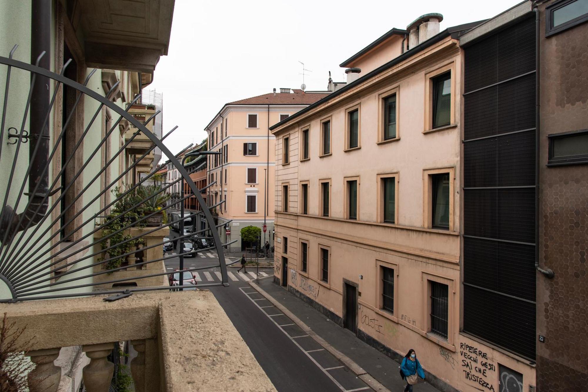 Youhosty - Chinatown Bright And Luxury Apartment Milán Exterior foto